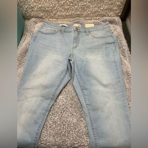 Universal thread mid rise skinny jeans 14 waist 32 NWT